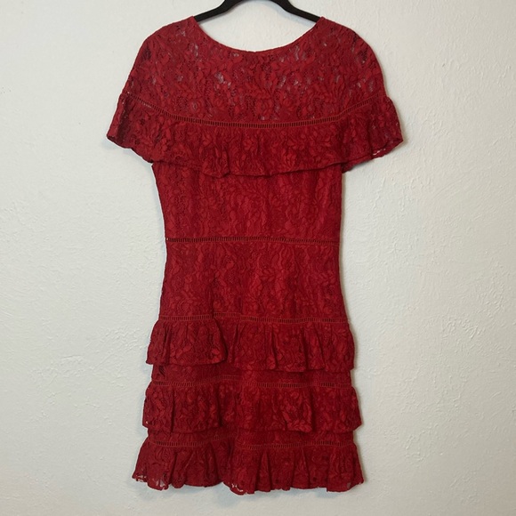 BB Dakota x Revolve Womens Size 4 Red Aphrodite Lace Tiered Cocktail Mini Dress - Picture 3 of 15
